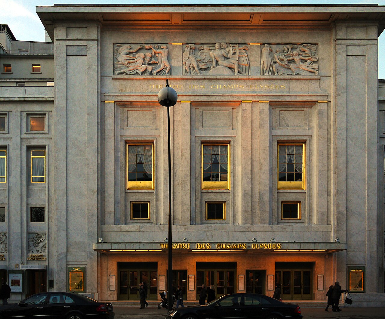 Théâtre des Champs-Élysées, géométrie en béton armé